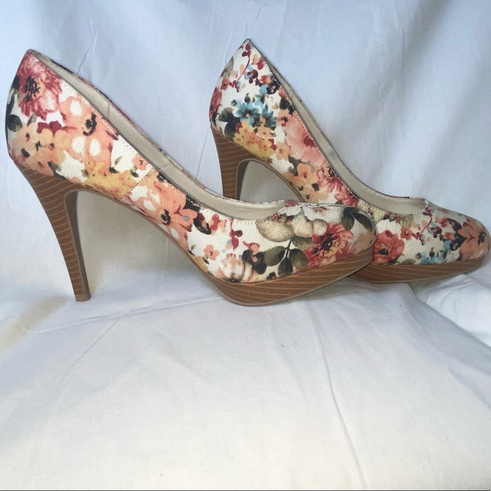 Christian Siriano Floral, Heels